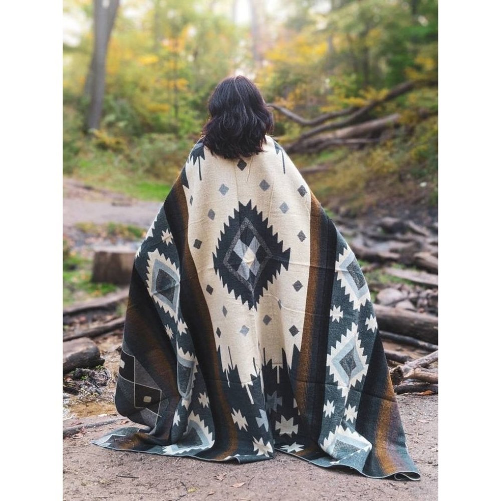 Alpaca Wool Blanket | Queen Size - King Size | Spanish Gray | Geometrical Patter